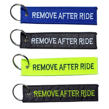 Lade das Bild in den Galerie-Viewer, BAGSTER Schlüsselanhänger