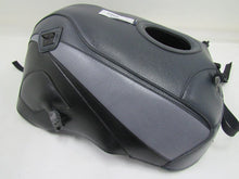 Lade das Bild in den Galerie-Viewer, KAWASAKI R GPZ 750/900 R NINJA (1992)
