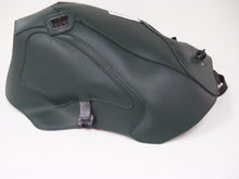 Lade das Bild in den Galerie-Viewer, KAWASAKI 1000 GTR (1986-2007)
