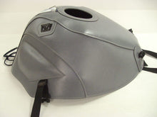 Lade das Bild in den Galerie-Viewer, SUZUKI RF 600 R (1993-1997)
