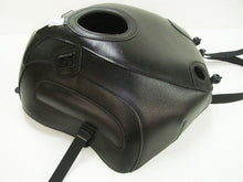 Lade das Bild in den Galerie-Viewer, HONDA VFR 400 R (1994)
