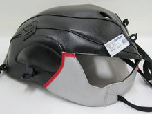 Lade das Bild in den Galerie-Viewer, TRIUMPH ADVENTURER 900 (1996-2001)
