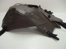 Lade das Bild in den Galerie-Viewer, KAWASAKI GTR 1400 (2010-2018)
