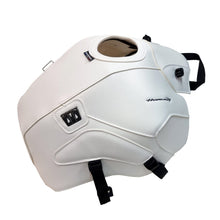 Lade das Bild in den Galerie-Viewer, HONDA CB 750 HORNET (2023)
